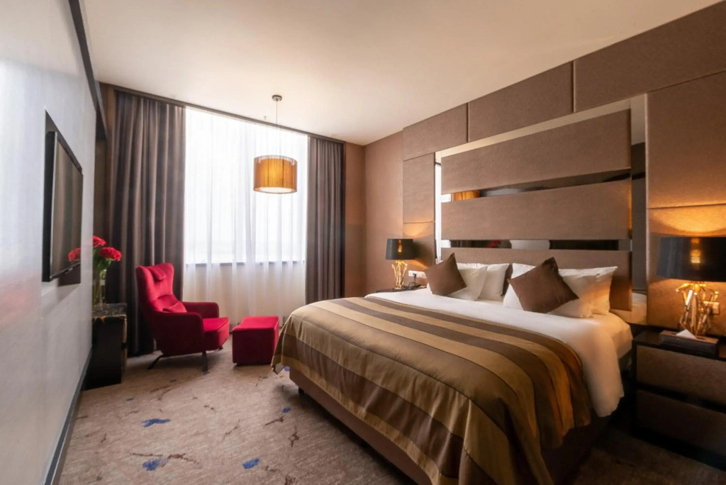 New World Suites