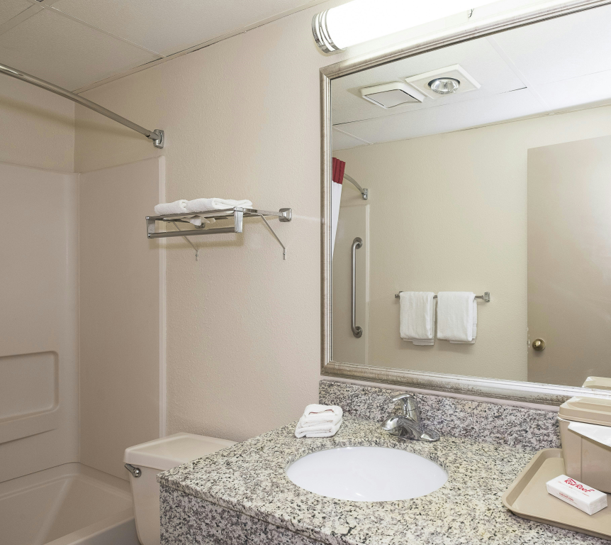 Red Roof Inn Hartford - Vernon