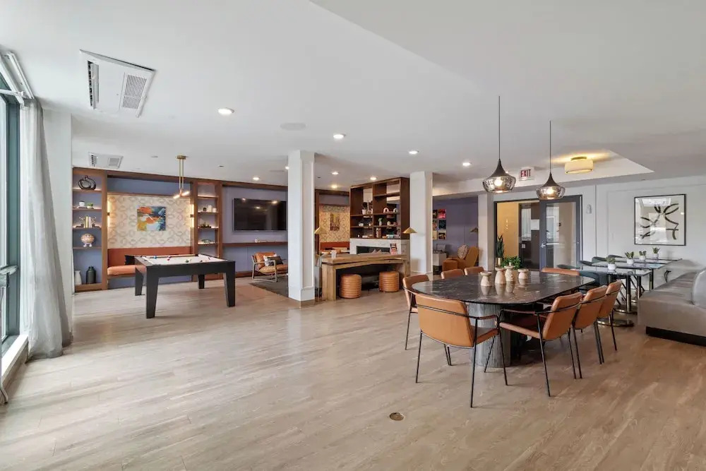 New & Modern  Lux City Escape
