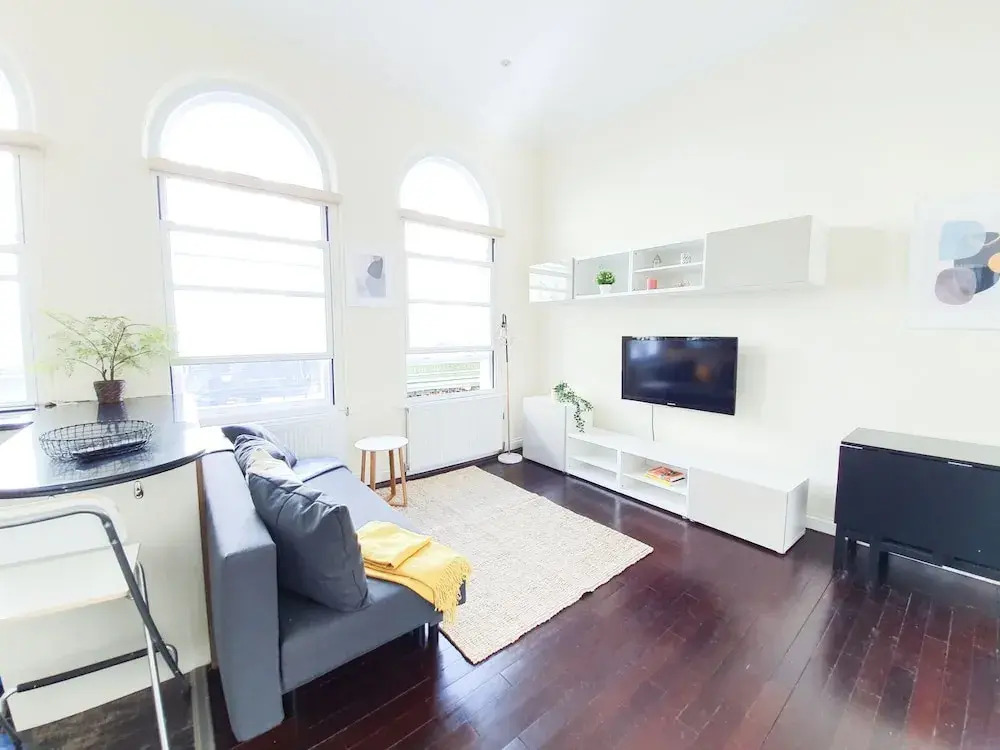 Brand new flat in London West End - Museum 1