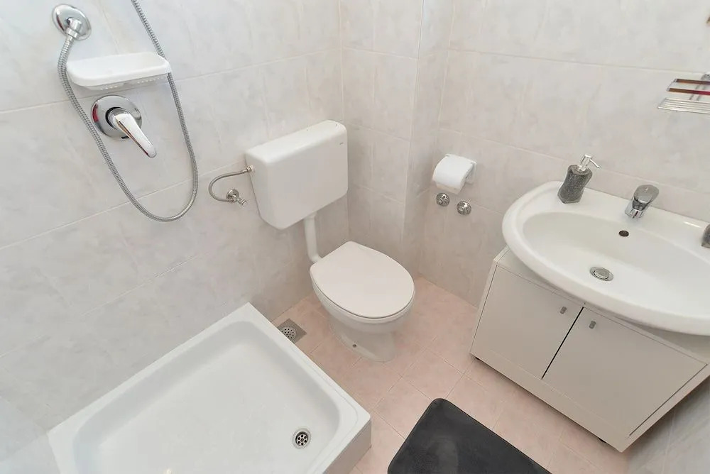 Apartments Emil 596