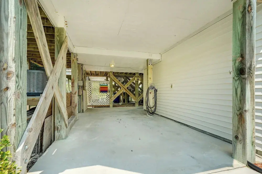Surf City Vacation Rental - Walk to Beach