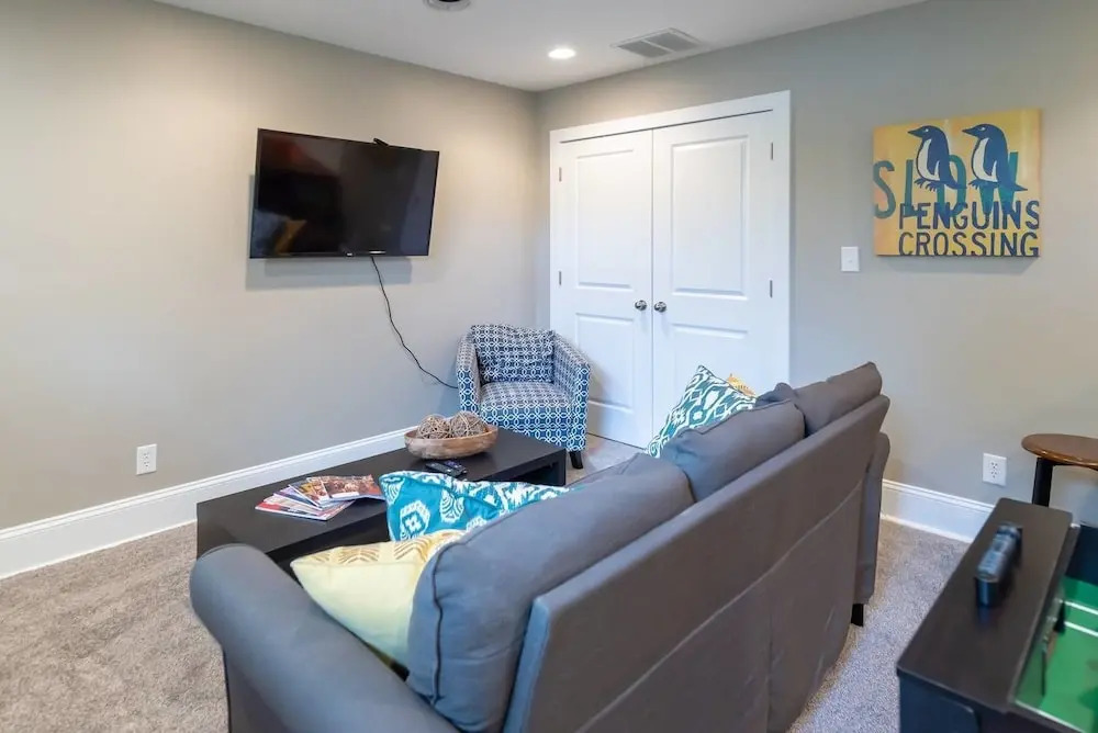 Sweet Indy Retreat New 4 Bd 4 Ba Sleeps 16!