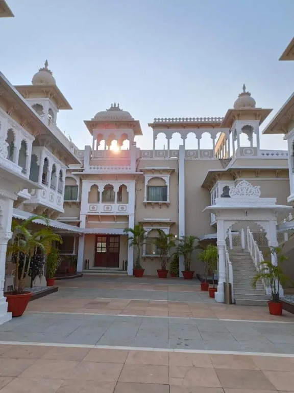Hotel Gautam