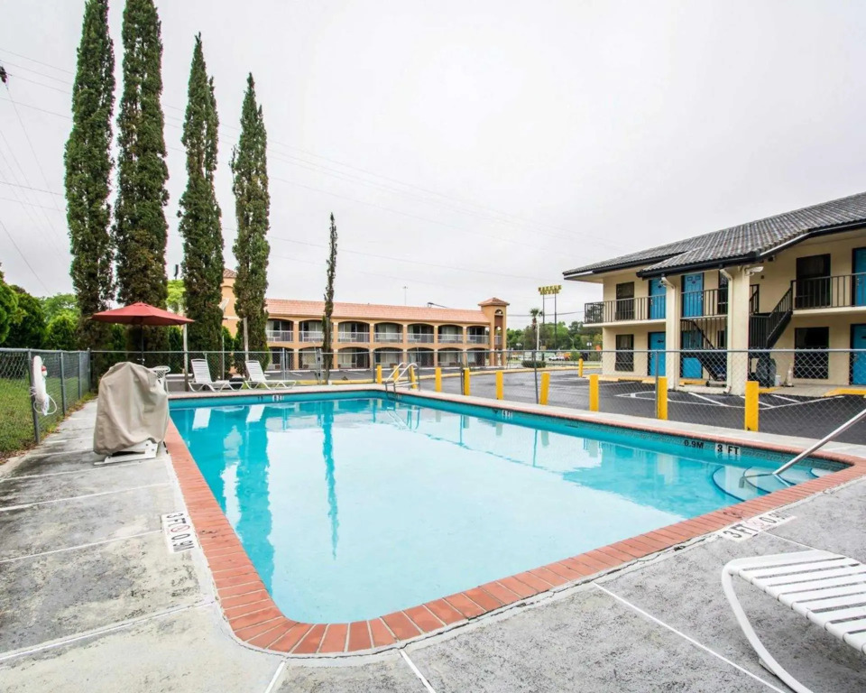 Clarion Pointe Alachua - Gainesville Area