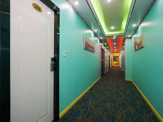 Guilin Lianhua Hotel (Guilin Department Store Xiangshan Park Branch)