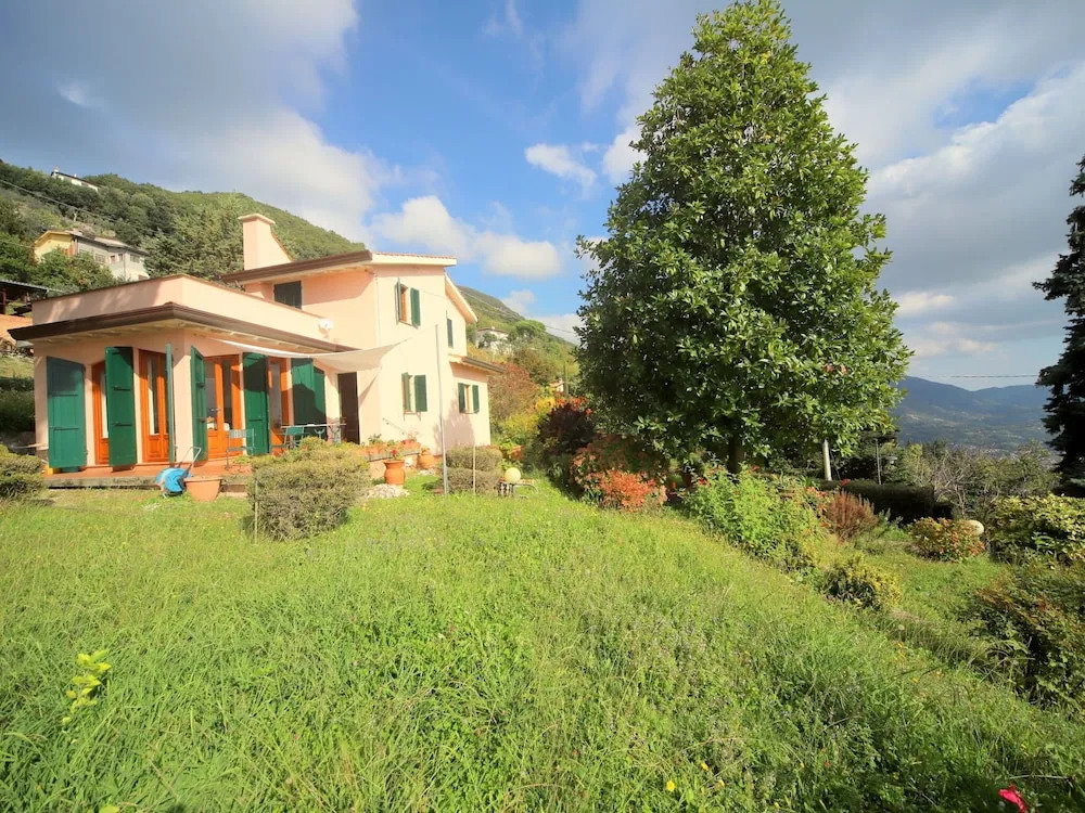Vintage Holiday Home in Culla With Swimming Pool