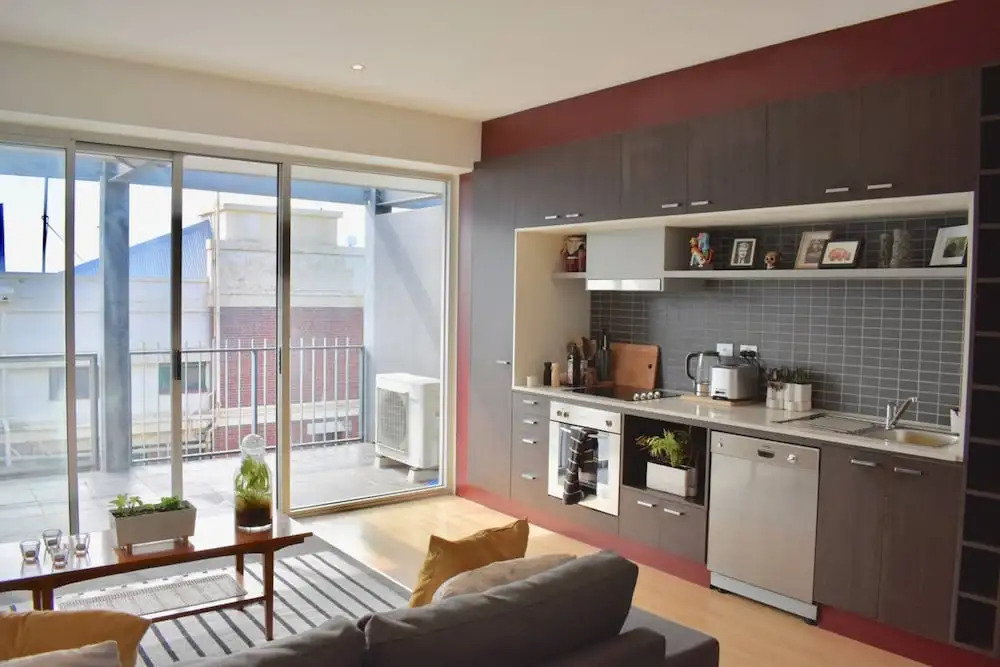 Stylish 1 Bedroom Apartment By Melbourne Park in Richmond