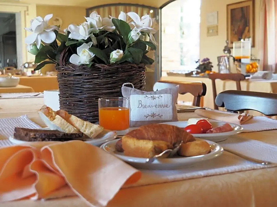 Relais Castello di Razzano