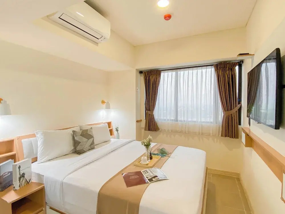 Spacious and Comfy Designed 2BR at Meikarta Apartment