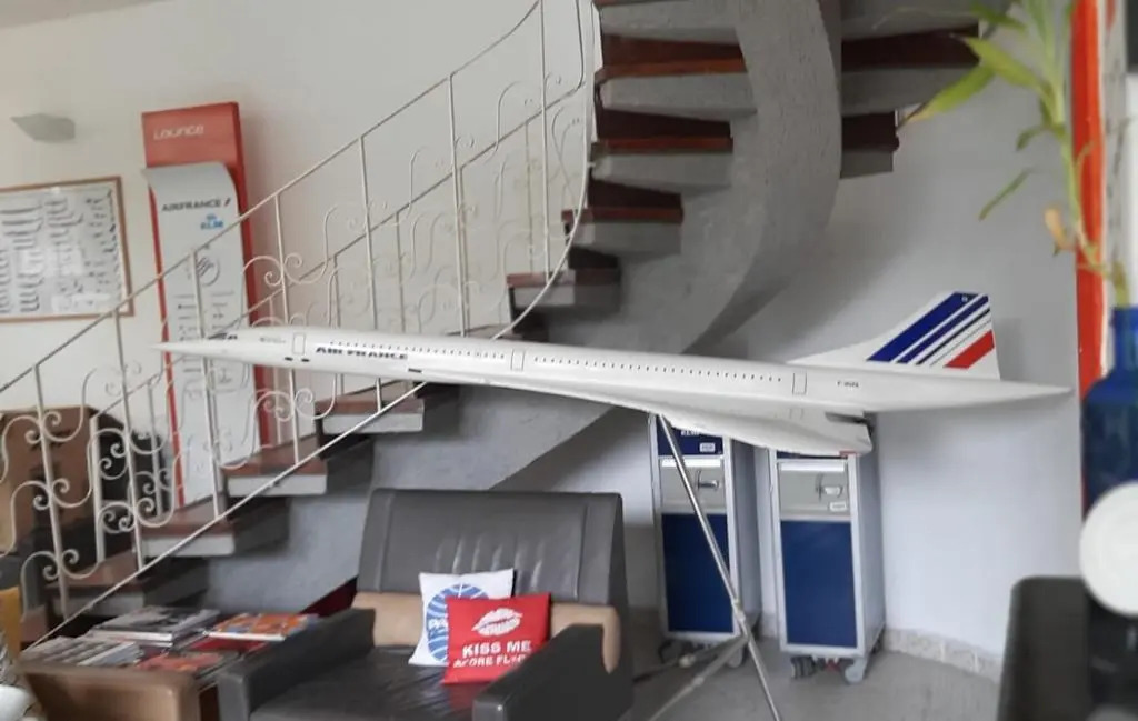 Hangar Rio Hostel