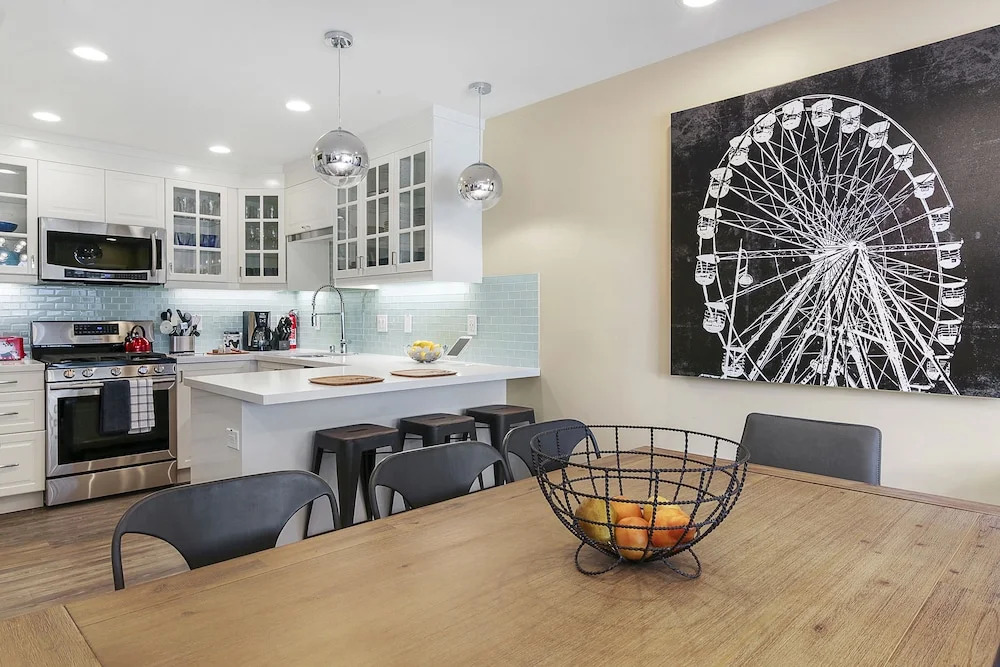 1381 South Walnut Condo Unit 2307 3 Bedrooms 2.5 Bathrooms Condo