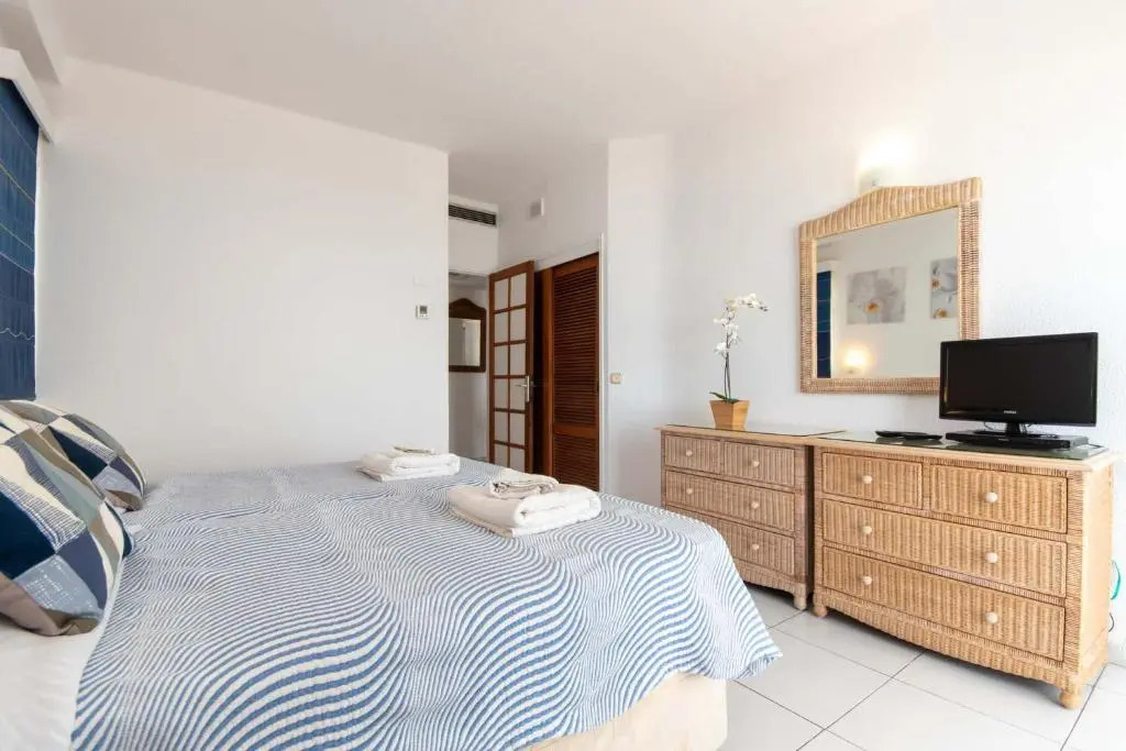 Club Atlantis 89 - Two Bed