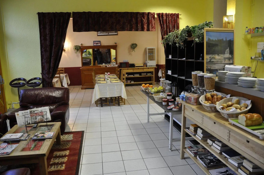 Sarl Hotel Cesar