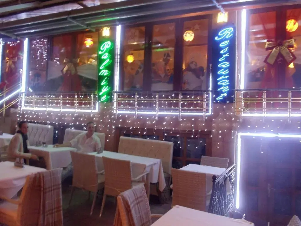 Ares Hotel