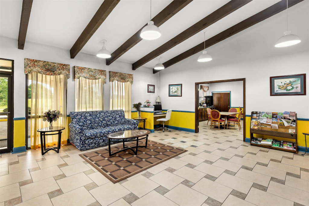 Americas Best Value Inn and Suites