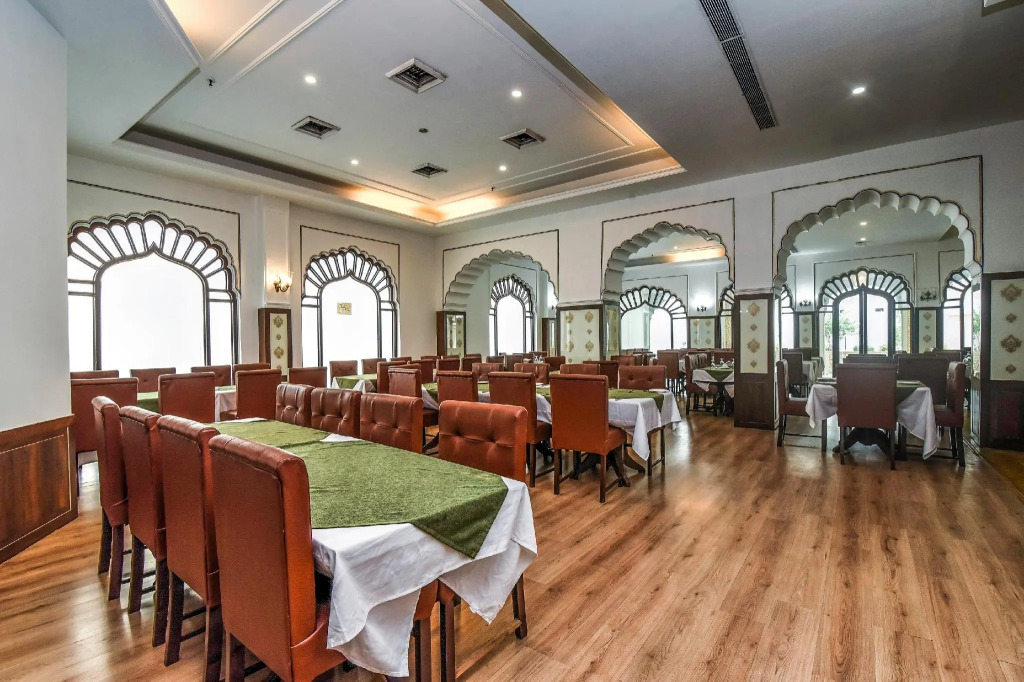Hotel Utkarsh Vilas