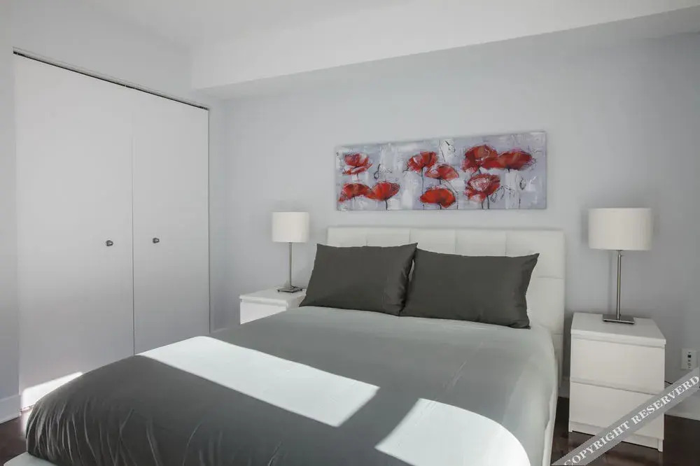 3 bedrooms 2 bathrooms Mont-Royal Apartment by Lux Montreal Vacations Rentals