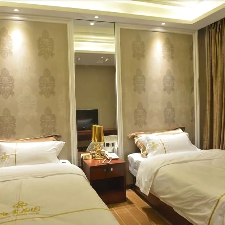 Seasons Garden Hotel