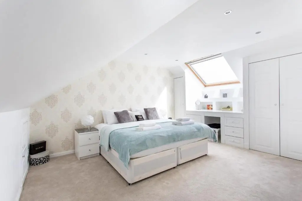City Centre House - 5 Bedrooms - Sleeps 9