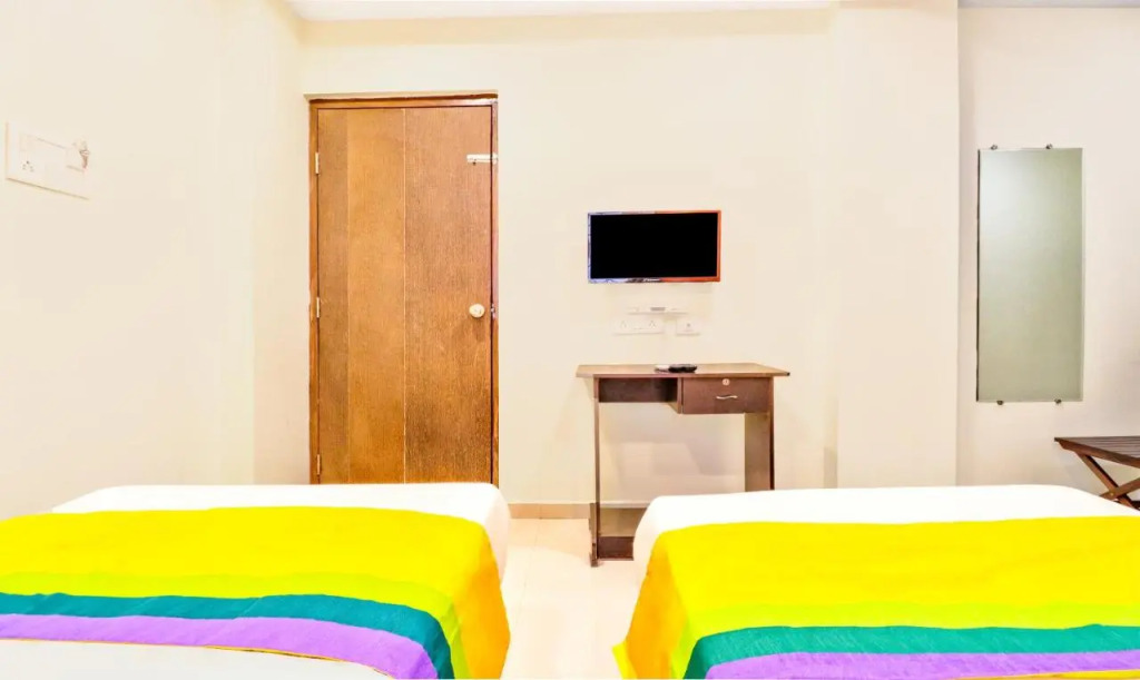 Itsy Hotels Carnival Inn