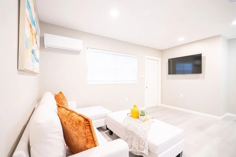 University Serenity Suites 14th
