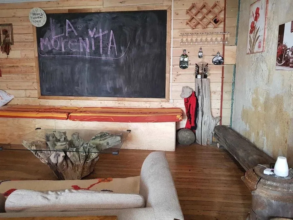 Hostel La Morenita