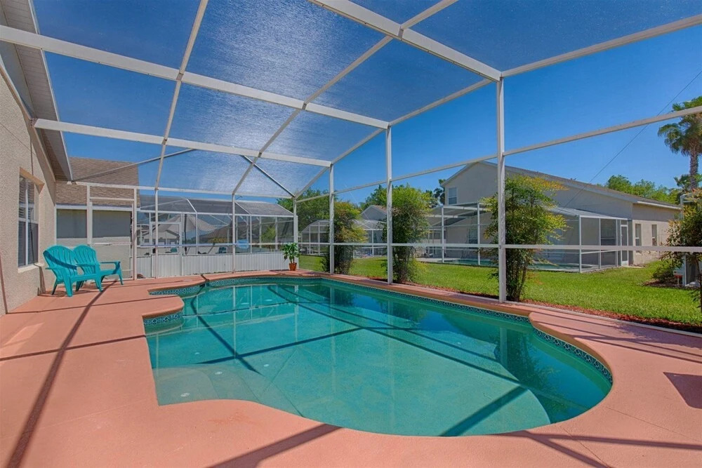 Newly Refurbished 4 bed With Themed Children`s Rooms With Free Pool Heat