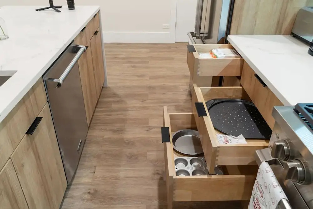 New Two Bed Condo by United Center With Balcony