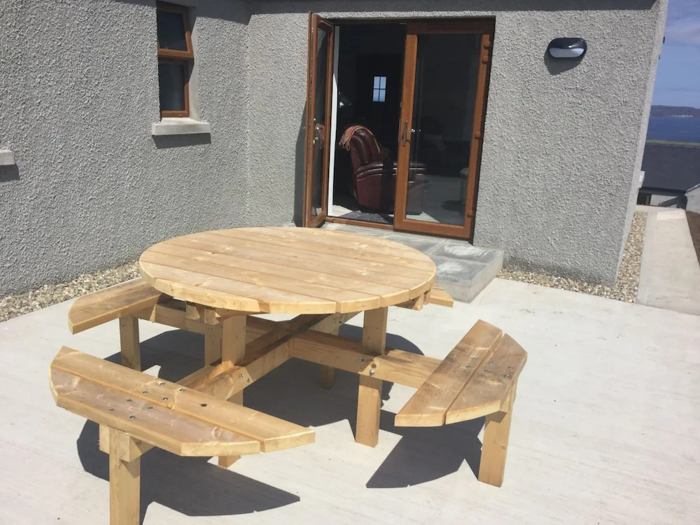 Makem's Self Catering Cottage