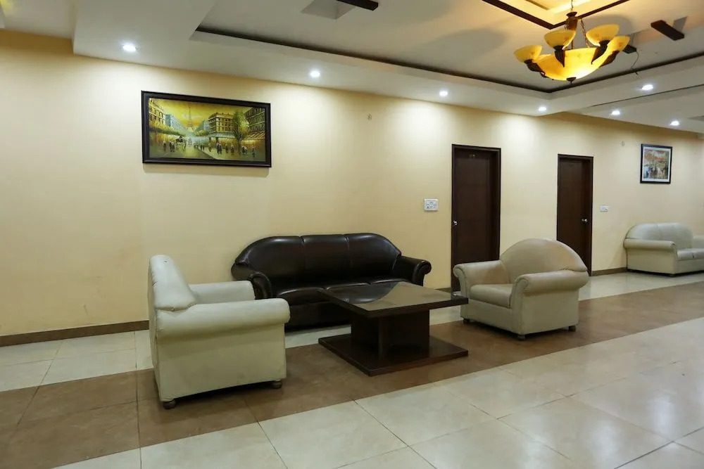 OYO 2667 Hotel Kolam