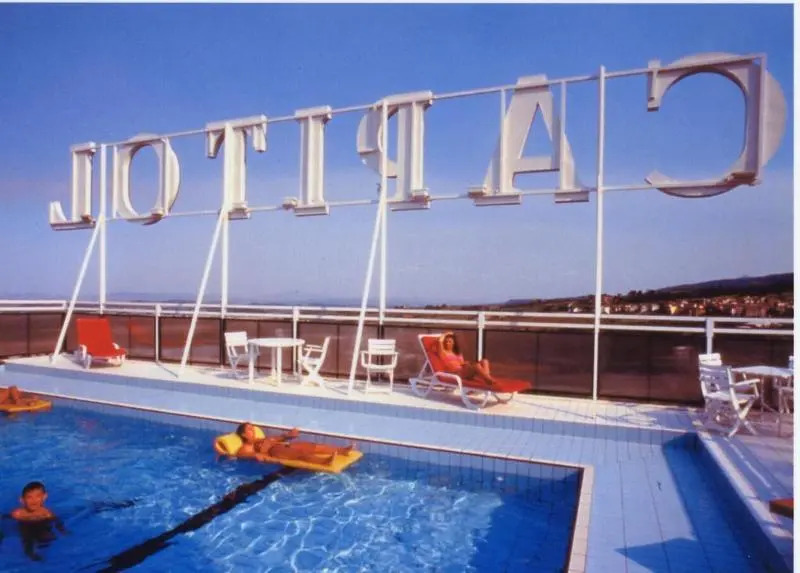 G. Hotel Capitol