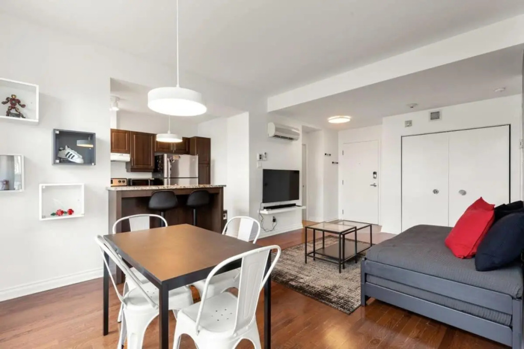 M11 The Lego Suite 2BR Sofabed in Prime Location