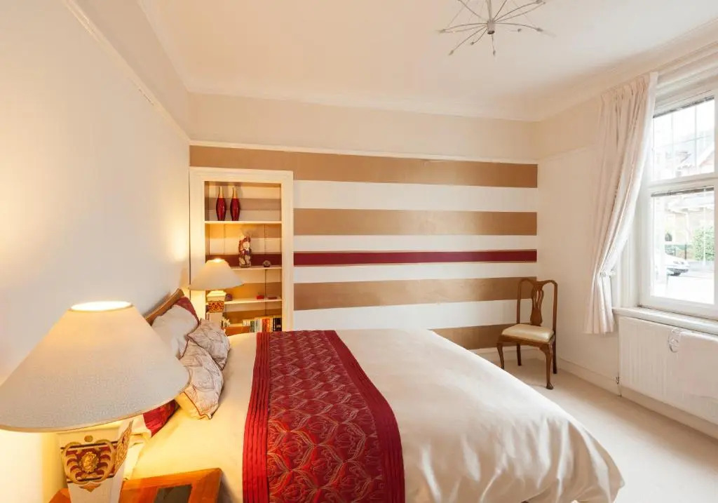 The Traquair Park Residence