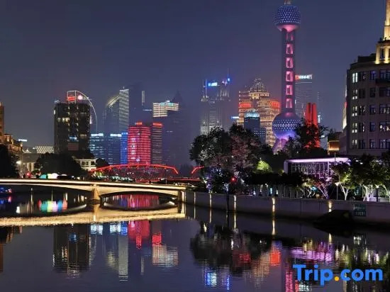 Yuju Hotel Apartment (Shanghai Pengpu New Village Subway Station)