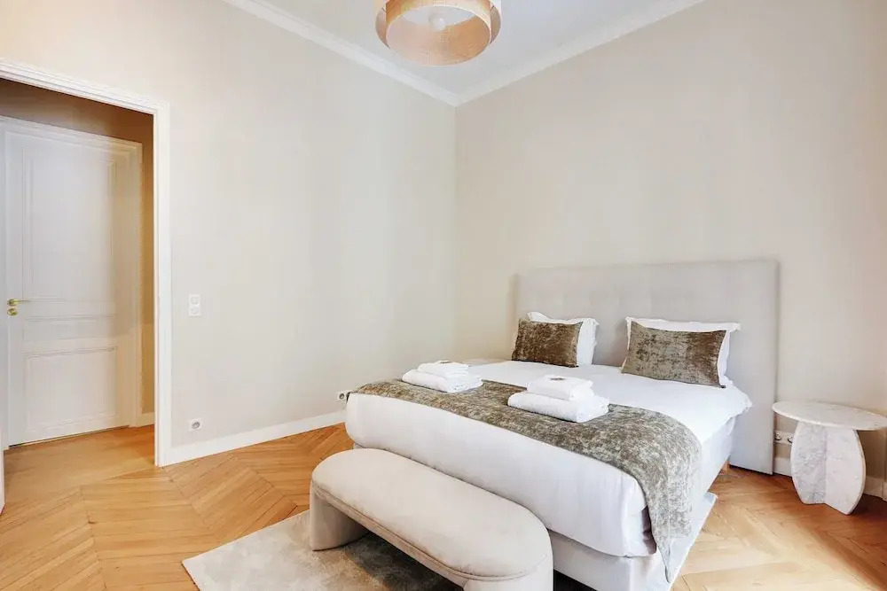 Spacious Apartment - 2br/4p - Arc de Triomphe