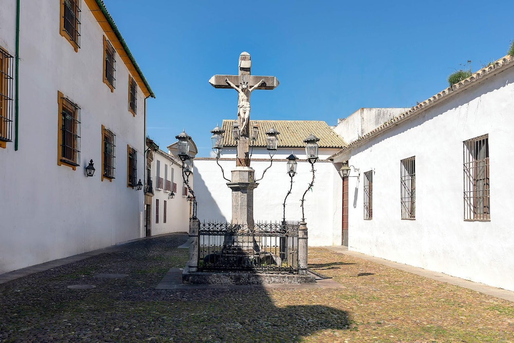 Luxury Apartment in Cordoba Center. Plaza Doblas