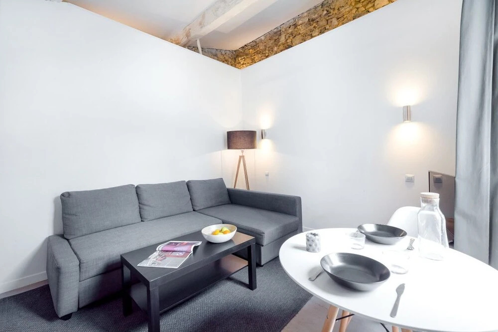 Charming Studio Central Location "rue de la Loge"!