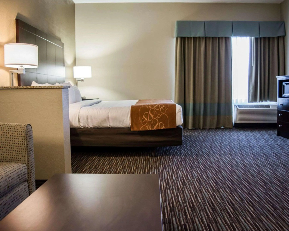 Comfort Suites Clearwater - Dunedin