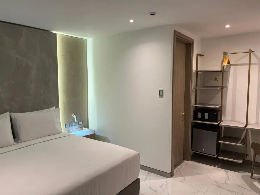 Delamar Hotel
