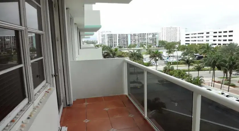 Apartment by the Ocean