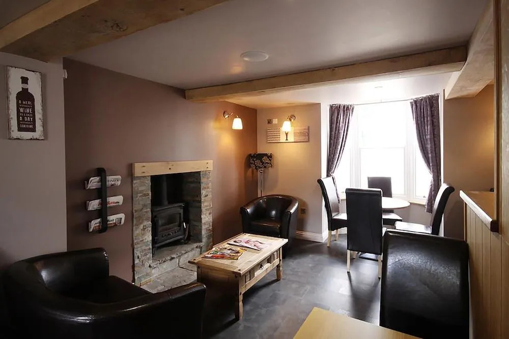 The Lion Hotel