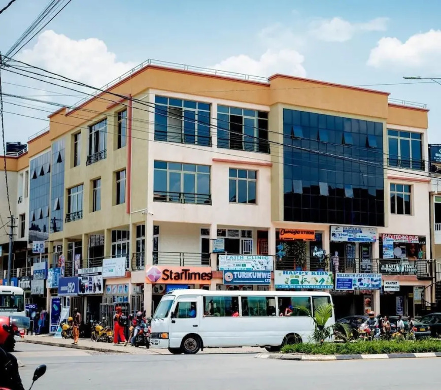 Rond Point Gorilla Boutique and Apartments