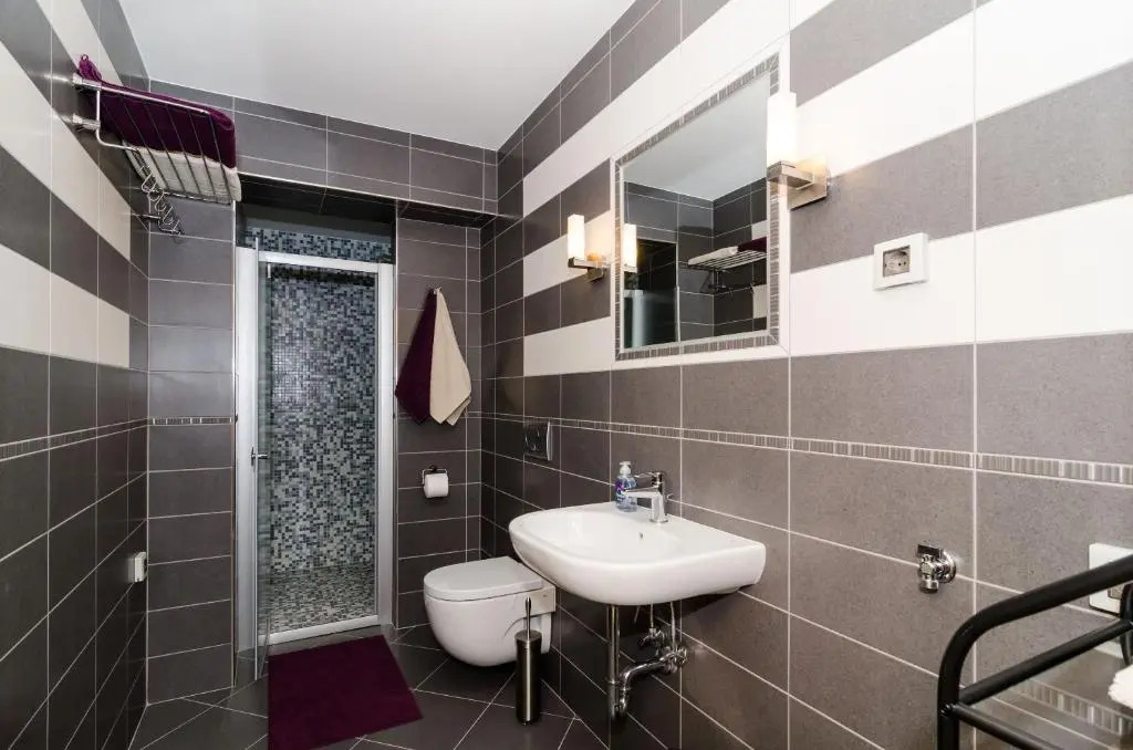 Apartments Gaura