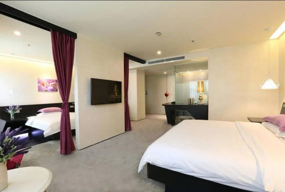 Leshan Wow Hotel