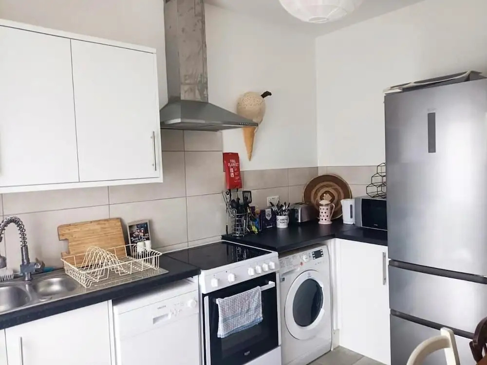 Stylish 2bed 2bath 8min to LondonBridge