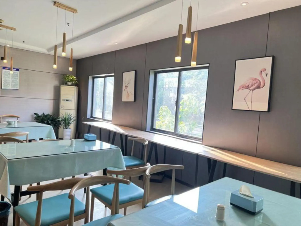 Hua Shi Hotel