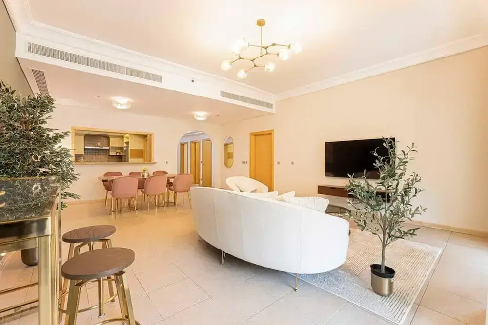 Spacious New Furnished 2br M Palm Jumeirah