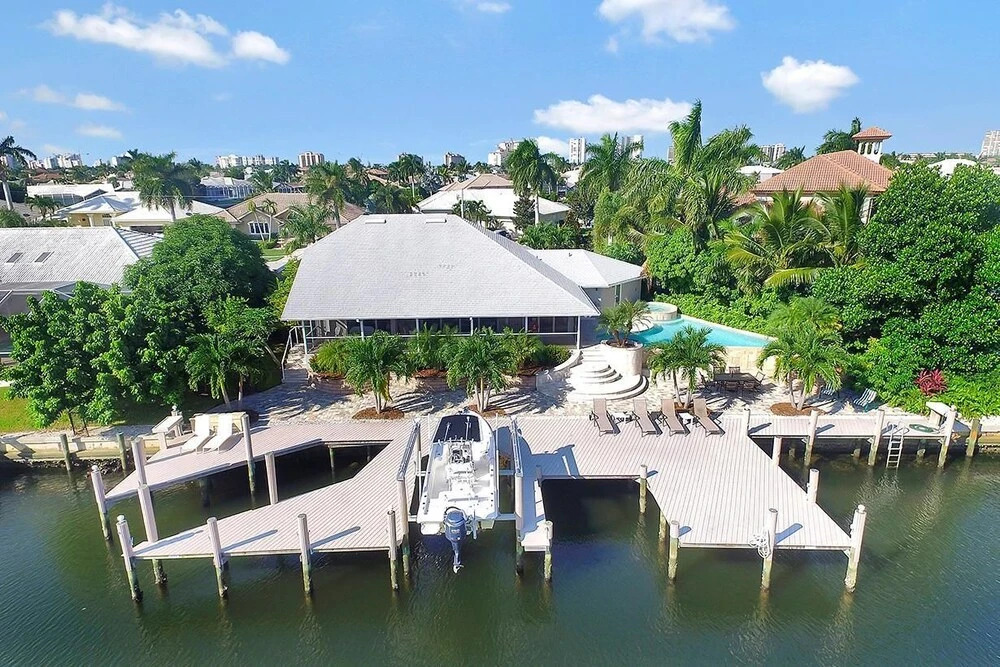 WH1074 3 Bedroom Holiday Home by Marco Naples Vacation Homes