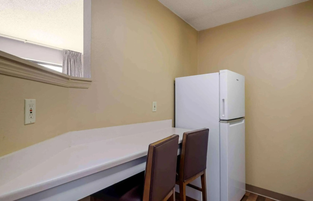 Extended Stay America Select Suites Tampa Airport Memorial Hwy